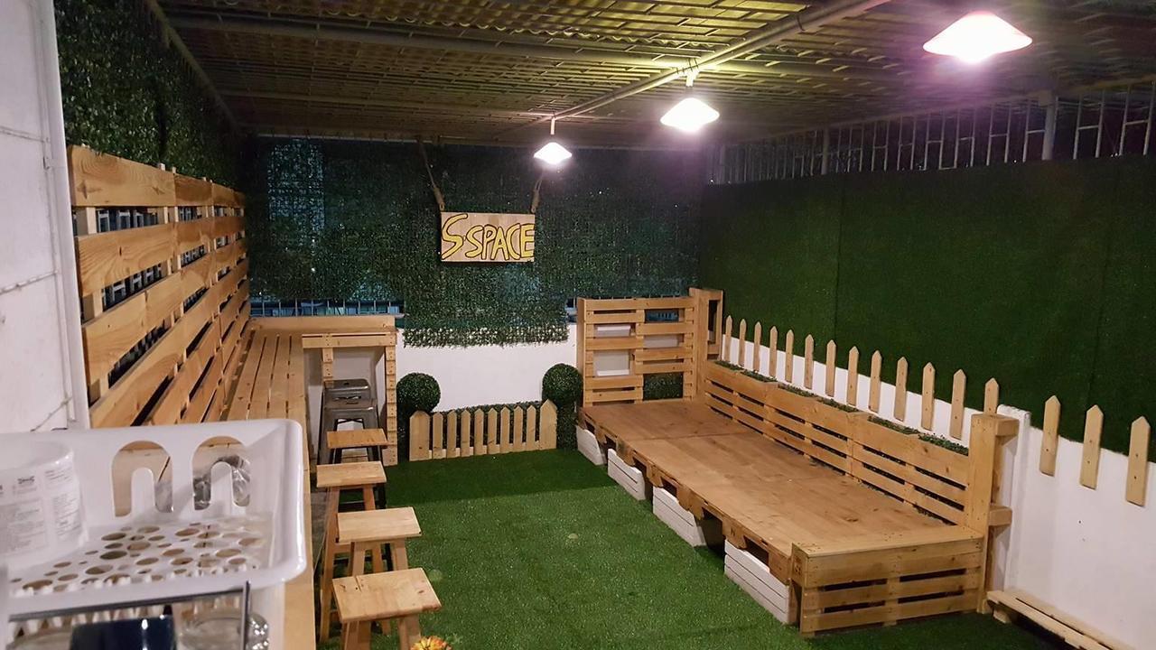 S-Space Hostel Chatuchak Bangkok Exteriör bild